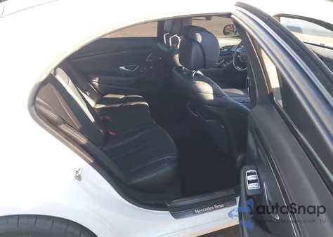 2015 Mercedes-Benz S 550 z USA, uszkodzony, nr VIN WDDUG8CB5FA182361